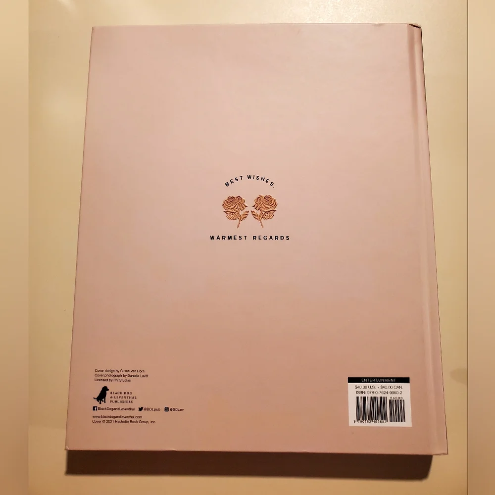 BRAND NEW IN BOXES!!! 8 FUNKO POPS & BOOK!!! FABULOUS SCHITT'$ CREEK BUNDLE!!! - Picture 11 of 13